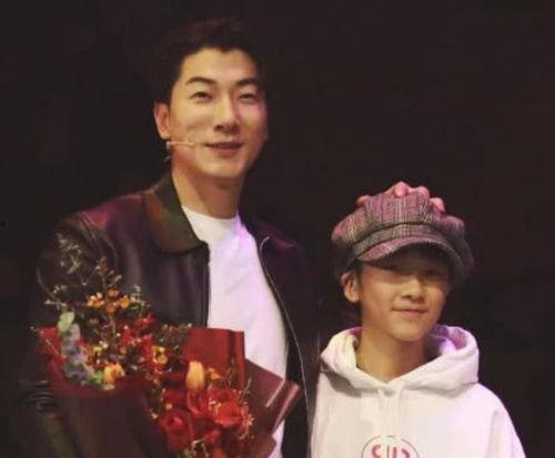 雪鹰爆料实锤了吗视频播放 第3张 雪鹰爆料实锤了吗视频播放 第3张