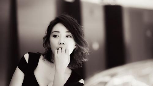 闫妮爆料新闻视频播放,揭秘幕后故事  第2张